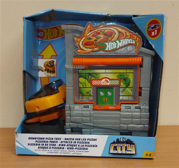 HOT WHEELS TOR SAMOCHODOWY PIZZA MATTEL